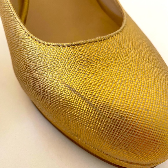 Nine West Gold Pumps 8.5 - Picture 6 of 9